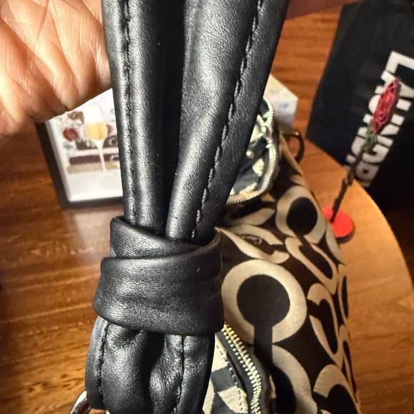 Coach Kristin Op Art Signature hobo - Picture 10 of 16